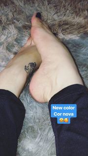 Jaqueline Mello feet photo thumbnail