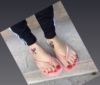 Jaqueline Mello feet photo thumbnail
