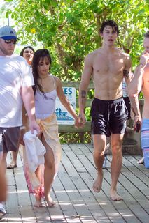 Camila Cabello feet photo thumbnail
