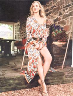 Uma Thurman feet photo thumbnail