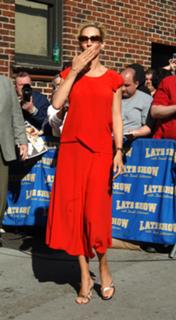 Uma Thurman feet photo thumbnail