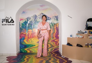 Athina Oikonomakou feet photo thumbnail