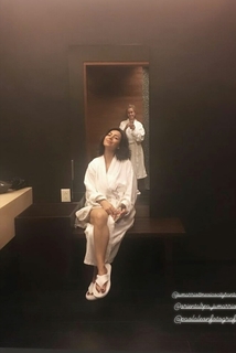Claudia Lizaldi feet photo thumbnail
