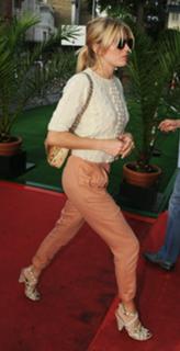 Sienna Miller feet photo thumbnail