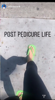 Jenna Ezarik feet photo thumbnail