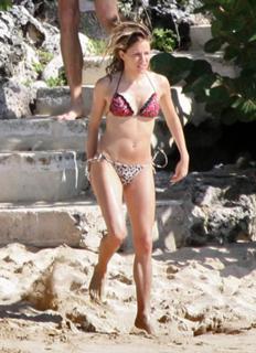 Sienna Miller feet photo thumbnail
