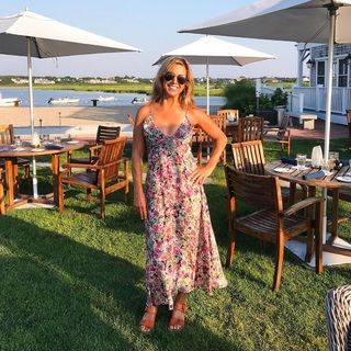 Denise Austin feet photo thumbnail