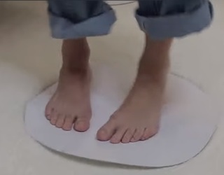 Adriane Galisteu feet photo thumbnail