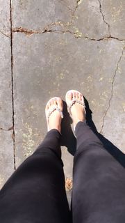 Alaine Crissiê feet photo thumbnail