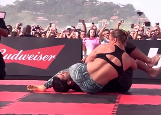 Ronda Rousey feet photo thumbnail