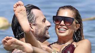 Sylvie Meis feet photo thumbnail