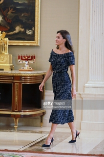 Queen Letizia of Spain feet photo thumbnail