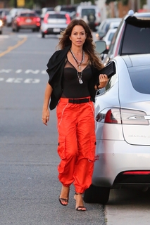 Brooke Burke feet photo thumbnail