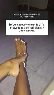 Giorgia Crivello feet photo thumbnail