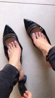 Alaine Crissiê feet photo thumbnail