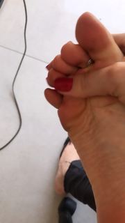Alaine Crissiê feet photo thumbnail