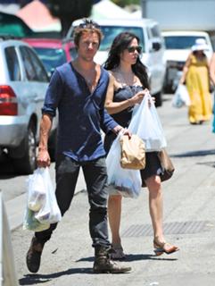 Mary-Louise Parker feet photo thumbnail