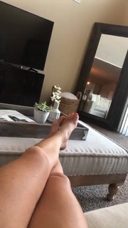 Holly Holm feet photo thumbnail