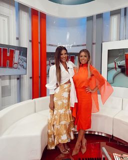 Gaby Espino feet photo thumbnail