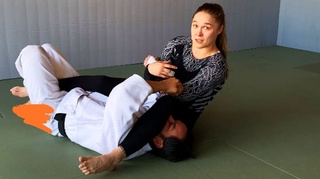 Ronda Rousey feet photo thumbnail