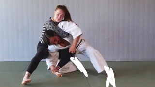 Ronda Rousey feet photo thumbnail