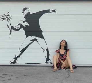 Claudia Lizaldi feet photo thumbnail