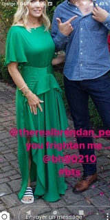 Jennie Garth feet photo thumbnail