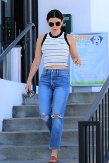 Lucy Hale feet photo thumbnail