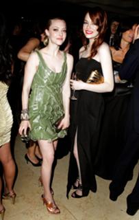 Emma Stone feet photo thumbnail