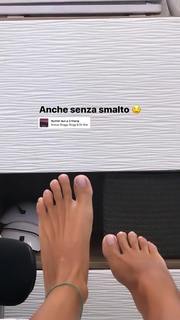Giorgia Crivello feet photo thumbnail