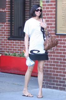 Famke Janssen feet photo thumbnail