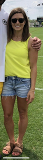 Danica Patrick feet photo thumbnail