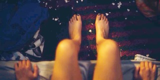 Zendaya feet photo thumbnail