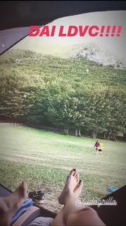 Valentina Vignali feet photo thumbnail