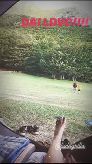 Valentina Vignali feet photo thumbnail