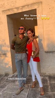 Victoria Beckham feet photo thumbnail
