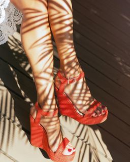 Fei Skorda feet photo thumbnail