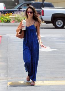 Jordana Brewster feet photo thumbnail