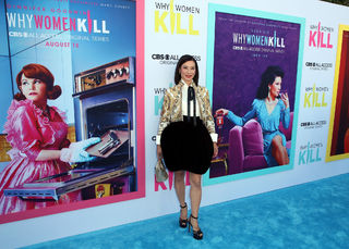 Lucy Liu feet photo thumbnail