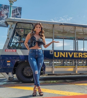 Carmen Villalobos feet photo thumbnail