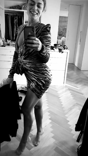 Juliana Paes feet photo thumbnail