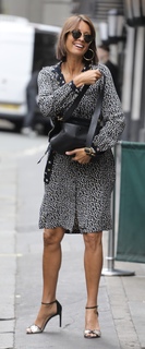 Melanie Sykes feet photo thumbnail