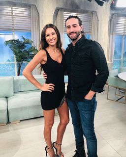 Carolina Ardohain feet photo thumbnail