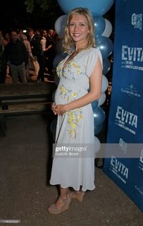 Rachel Riley feet photo thumbnail