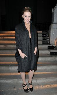 Kylie Minogue feet photo thumbnail