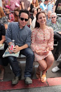 Lana Del Rey feet photo thumbnail