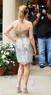 Kylie Minogue feet photo thumbnail