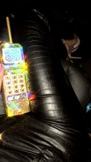 Khloé Kardashian feet photo thumbnail