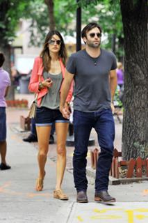 Alessandra Ambrosio feet photo thumbnail