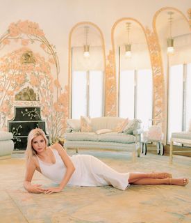 Ivanka Trump feet photo thumbnail